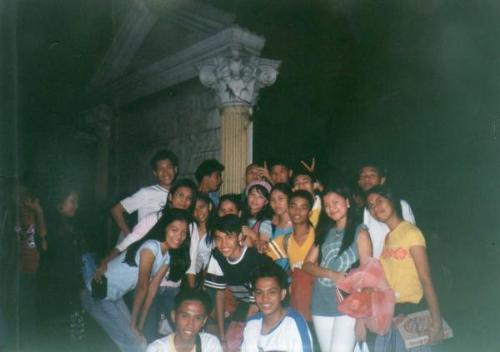 Field trip!!! - Its fun!! I'm in the middle... The one wearing pink hat... Judge me by that looks...