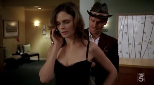Emily Deschanel - In Bones episode titled 'The Woman in the Sand' that takes place in Las Vegas.