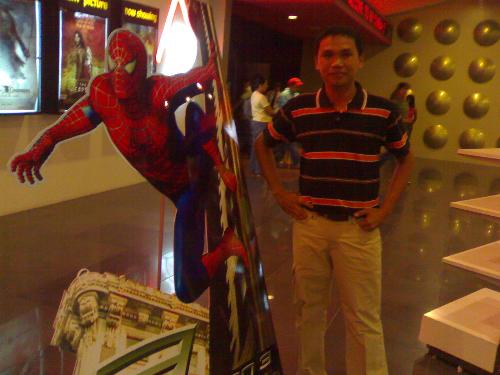 me n spidey - premiere night of spiderman 3.  love the movie so much...