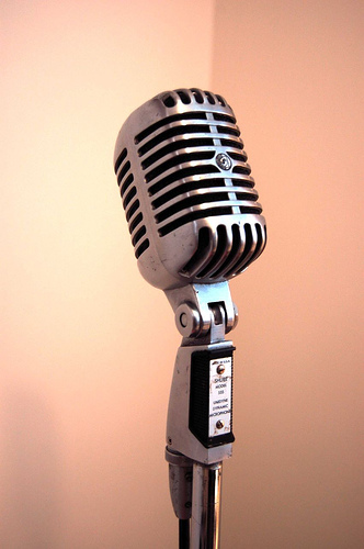 Do you get nervous when you speak? - A picture of a microphone. Taken with permission from http://farm2.static.flickr.com/1173/539686762_a6d2a2de30.jpg?v=0 .