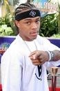 Bow wow - Bow wow pointing at the camera