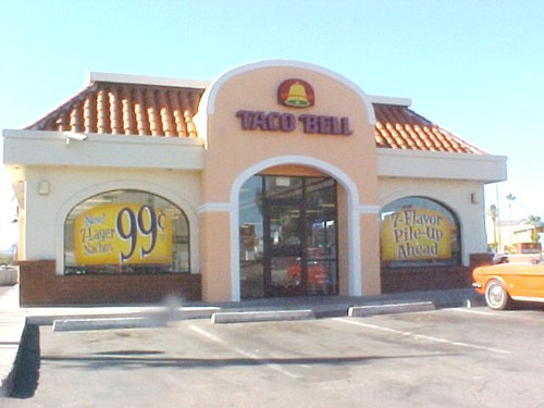 taco bell restaurant - A picture of a taco bell restaurant