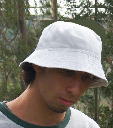 Eu de chapéu - Eu de chapéu em teresópolis
