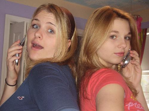 sarah and katie - i love you! sarah and katie my room cell
