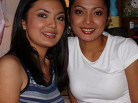 mendoza sisters - kristal and karen mendoza. we really do look a like huh?