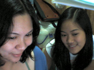 me and my niece - this is one of my nieces..
we usually surf the net together.
we take pictures almost everyday just to have fun..
then we laugh at our pictures afterwards..
then we delete the ugly ones and upload nice pics on friendster..