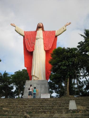 jesus - A huge statue of Jesus Christ in the Philippines