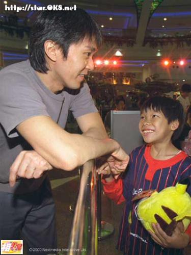 stephen chow - He treats his fans well.