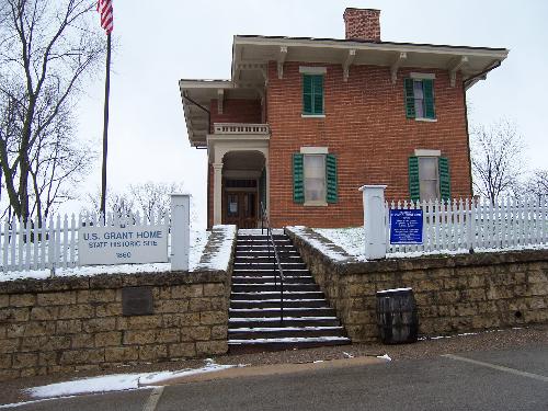 Ulysses S. Grant's home in Geneva, Illinois - Looks to be in great shape, for being so old!!! Refurbished, no doubt!
