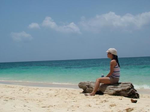 wondering - Taken at an island near Boracay. Just wondering...