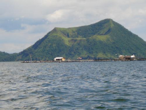 Boat ride.. - On our way to the island volcano, we took a 30 to 45 minute boat-ride crossing the taal lake..