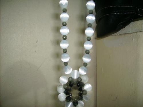 just one of the many beads - it looks beautiful rite!!!