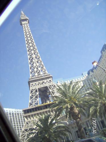 Eiffel Tower Las Vegas - Vive La France!!