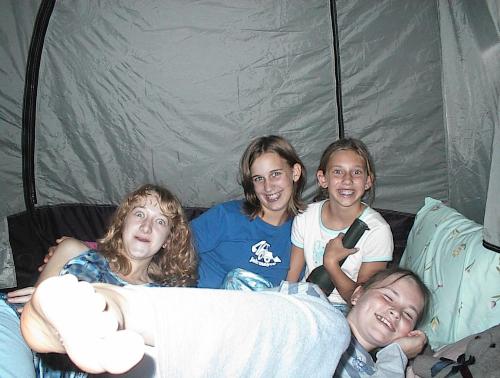 hanging out with friends - i love hanging out with my friends. this was lotsa fun camping with them!