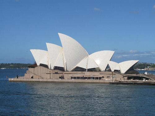 sydney opera house - its the sydney opera house.. in sydney