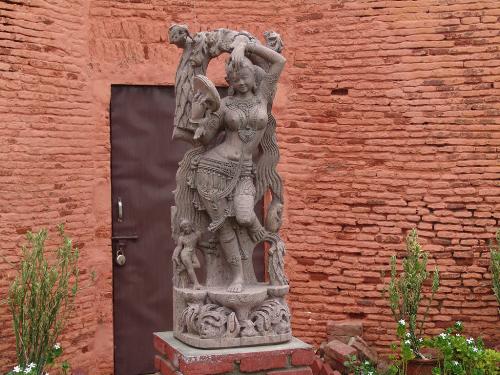 Beautiful Statue - Beautiful Statue in Agra Fort_near Taj Mahal