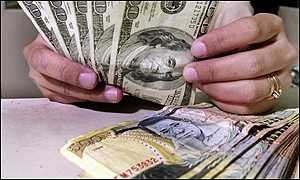 Philippine pesos and US Dollarsq - Filipinos dream of this day and night guys