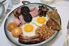 Have A Delicous Breakfast! - Breakfast is very important for our health.You don't have to eat too much but you owe to eat healthily.Milk,juice,bread,egg,meat,fruits,those food can provide energy for you.So please don't skip your breakfast!