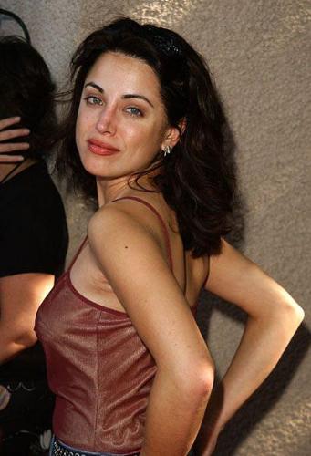 Alanna Ubach - A picture of Alanna Ubach.