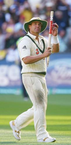 Shane Warne - Shane Warne farewells his home ground