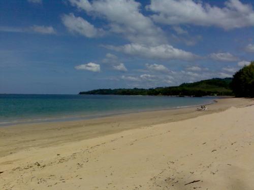 Nice serenity beach - Guess where this place is, its cool and nice beach