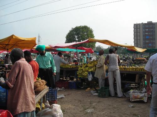 Veg&Fruit Market - It is the Veg&Fruit Market of india