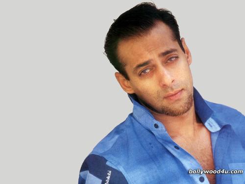 sallu baba - I am very fond of salman.He is superb actor,his muscles tone is very good and he is sexy.....