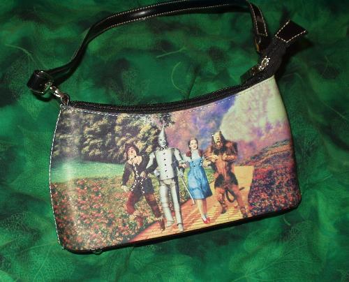 Wizard of Oz purse - My adult daughter found this gorgeous purse for me at a thrift store for only $2.74! I love it!