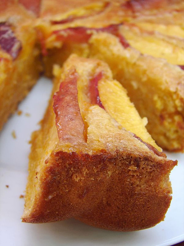 Nectarinekake - This is a lovely kake yummy yummy. Nectarinekake - This is a lovely kake yummy yummy.