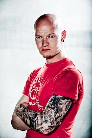 lifehouse - Lifehouse drummer, all tattoed up.