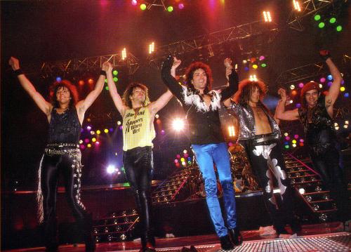 bon jovi - bon jovi on a live concert