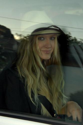 ashlee - ashlee simpson seen behind the car window