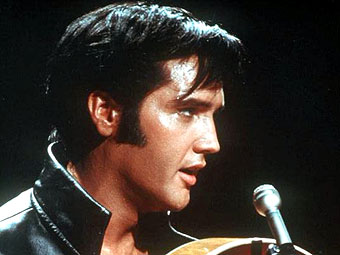 elvis presley - He was so handsome when he was young.
