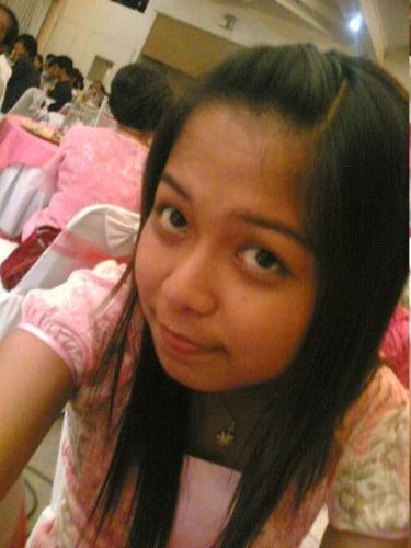 rOyanne in pink! - i took this picture myself.. it is a picture of me in one of my bestfriends debut... the motiff was pink and i was kind of forced to wear a dress and a high heeled sandals... it was so embarassing but what can i really do if it's for a friend? hehe...