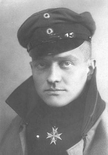The greates piolet - Photograph of manfred von richthofen, The Red Baron. the greatest pioled of figher planes in history