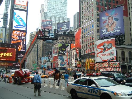 A picture in New York City! - Another picture of our vacation in New York City. It was a blast! Defiantly go there if you can!
