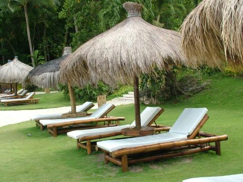 Pearl Farm Beach Resort - This is better than Boracay! :)