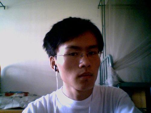 Chen xu - The picture is me,I am Chen Xu.Will you be my friend? It's a pleasure to be your friend.