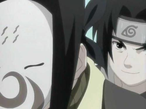 Sasuke and Haku - Sasuke and Haku fighting it out.