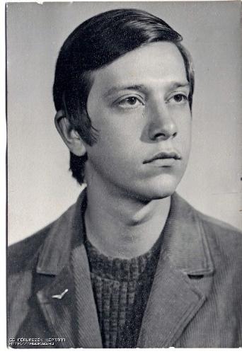 boy - observer nerd
