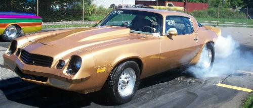 Camero - Another Drag car from The darg races today. He goes pretty good. The tires are off the track when he starts
