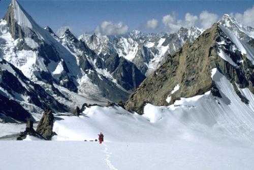 mountains of Pakistan - mountains covred with snow