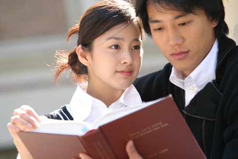 Love story in harvard - one picture