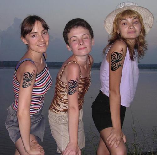 Tattoos now, regret later - I don't like tattoos because they remind me of people who are behind bars....there are the permanent ones which don't disappear easily; there are companies who turn down applicants who have visible tattoo marks in their bodies. So young people, before thinking of ever have some permanent tattoos on your body, think twice or more...