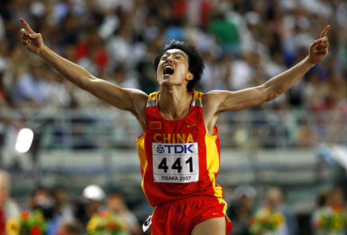 I'm proud of him.... - I was so excited last night.Liu xiang won his first gold medal in 2007 world track and field championship.Then he became the first one who holds 110 hurdles world record as well as olymplic gold medal and world championship together.Its a historical moment.As a chinese,I am really proud of him!