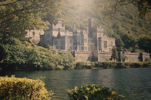 Irish Castle - Here's a nice place we can stay in Ireland