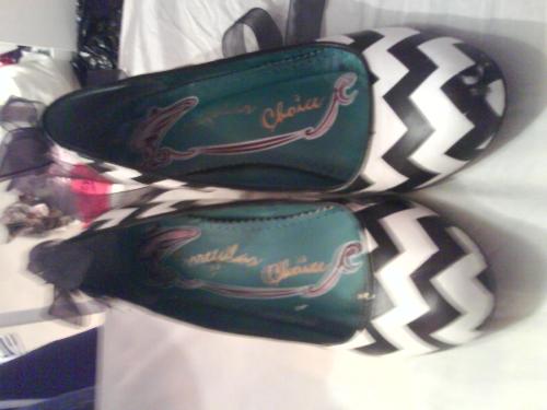 Buying Shoes - These are one of my favourite pairs of shoes. I always get compliments about them when i go out. Plus they're comfy!