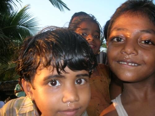 Kids at the beach 2 - kids are so photogenic