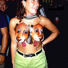 What do you think???? - When someone forwarded this photo to me, the first thing that came to my mind is the stupidity that bares in her! What do ypu think?