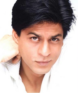 Isn&#039;t he a cutie? xD - Shahrukh khan a famous actor. One of the biggest Bollywood stars known all around the world.